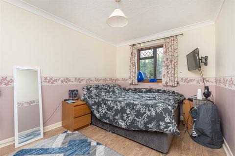 3 bedroom semi-detached house for sale, City Way, Rochester, Kent