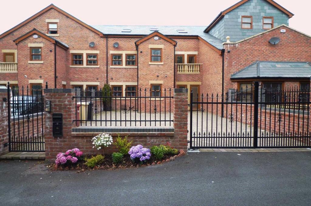 Brackley Villas, Brackley Lane, Bolton 4 bed mews for sale £380,000