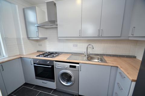 1 bedroom flat to rent, 0/1 39 Mannering Court, Shawlands, Glasgow, G41 3QH