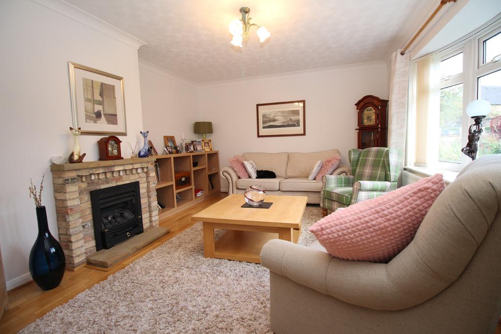 Reach Road, Burwell, Cambridge 3 bed detached bungalow £575,000