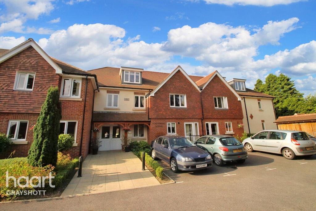 Headley Road, Hindhead 1 bed apartment for sale £149,950