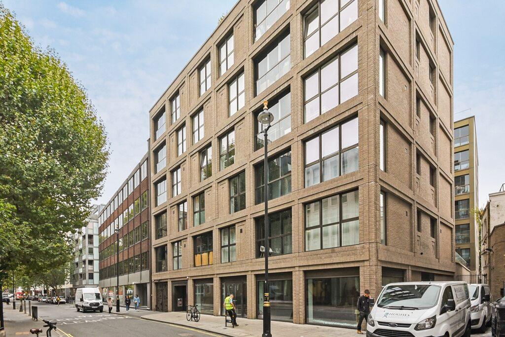 73 Great Peter Street, SW1P 3 bed apartment - £1,425,000