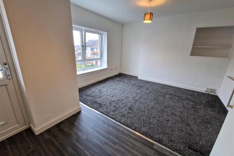 3 bedroom apartment to rent, Sandaig Road, Barlanark, Glasgow