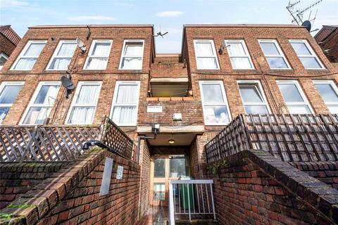 35 Theseus Walk, London, N1 8DS