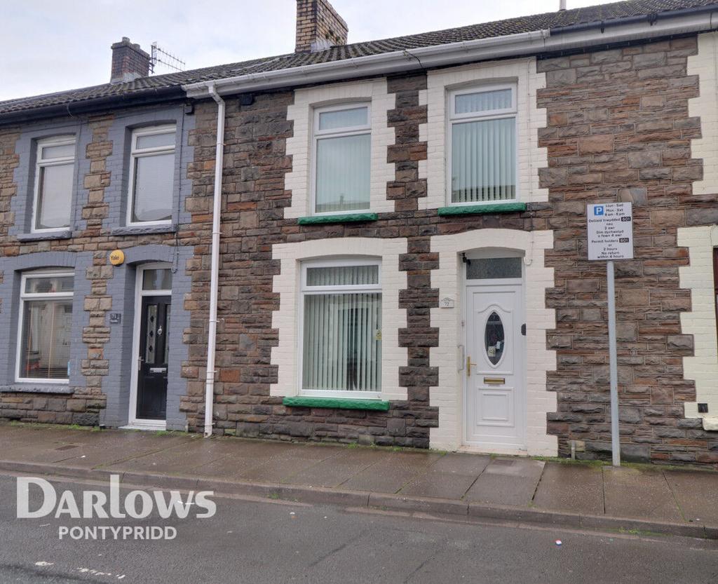 Middle Street, Pontypridd 2 bed terraced house for sale £110,000