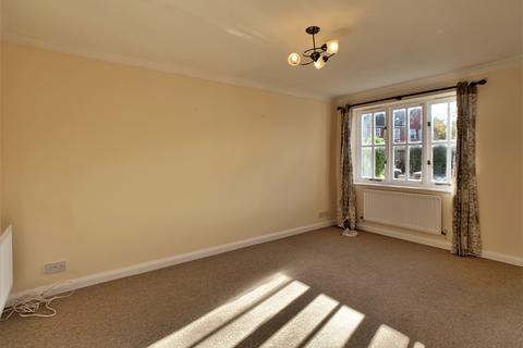 2 bedroom terraced house to rent, Dagdale Drive, Didcot