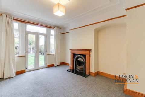 4 bedroom semi-detached house for sale - Brightwell Avenue, Westcliff-on-sea, SS0
