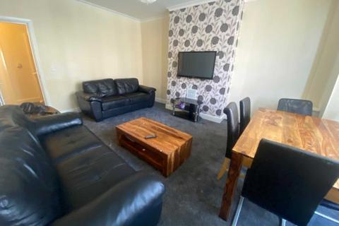 6 bedroom house share to rent - Newstead Road
