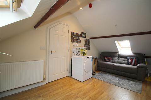 1 bedroom flat to rent, Kirkhill, Shepshed, LE12