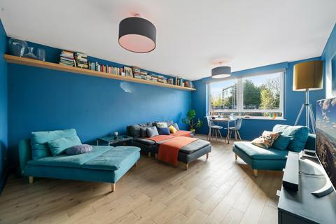 2 bedroom apartment for sale - Salcombe Lodge, 1 Lissenden Gardens, NW5