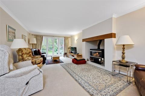 4 bedroom detached house for sale - Gold Hill, Lower Bourne, Farnham, Surrey, GU10