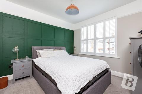 9 Garbutt Road, Upminster, RM14 2XA