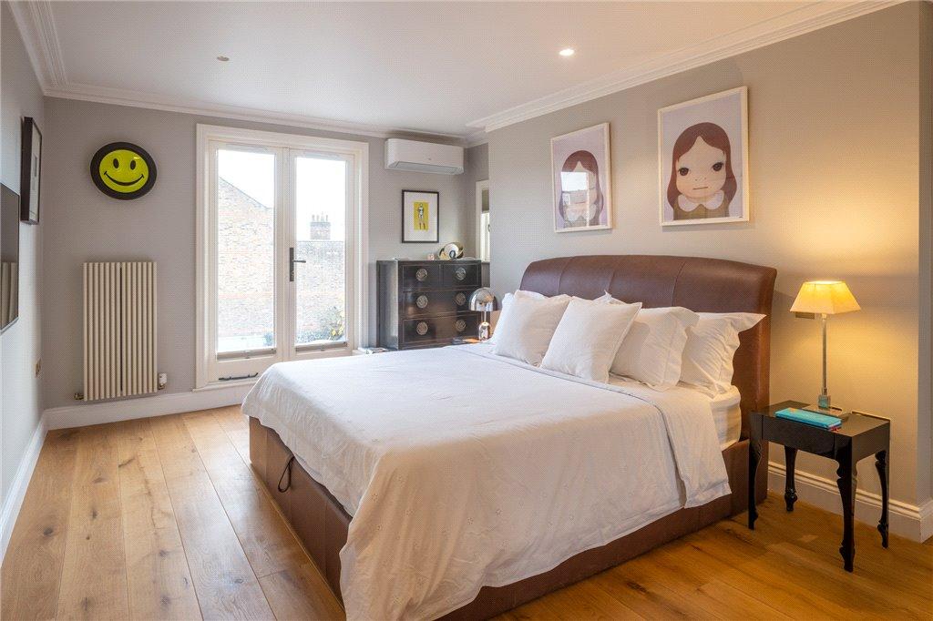 Principle Bedroom