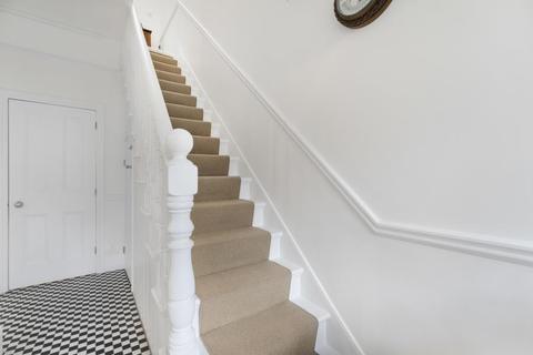 4 Barnfield Road, London, W5 1QT