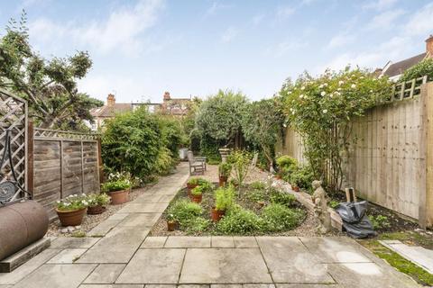 4 Barnfield Road, London, W5 1QT