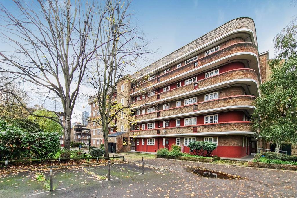 Tyers Street, Vauxhall, London, SE11 2 bed flat £2,700 pcm (£623 pw)