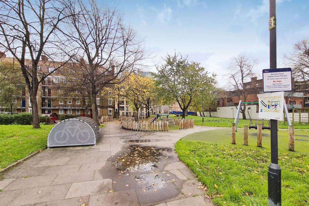 Tyers Street, Vauxhall, London, SE11 2 bed flat £2,700 pcm (£623 pw)