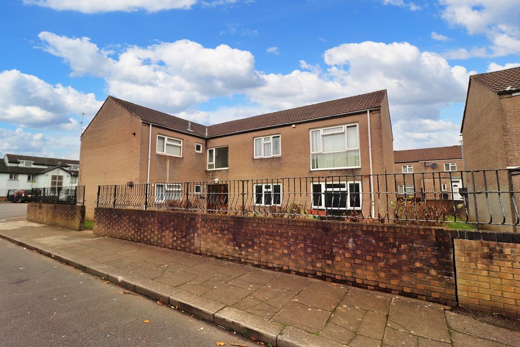 Bromley Drive, Ely, Cardiff, CF5 1 bed flat £550 pcm (£127 pw)