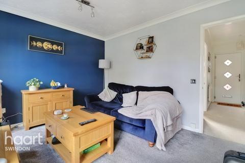30 Pasture Close, Swindon, SN2 2UH