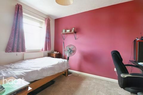 30 Pasture Close, Swindon, SN2 2UH