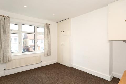38 Montague Road, London, W7 3PQ
