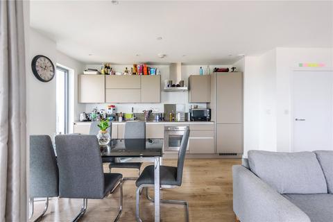 3 bedroom apartment for sale - Great Eastern Road, London, E15