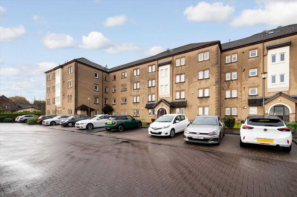 Innes Court, Stewartfield, EAST KILBRIDE 3 bed apartment for sale £