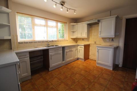 4 bedroom detached house to rent - Brookhouse Lane, Uckfield, TN22