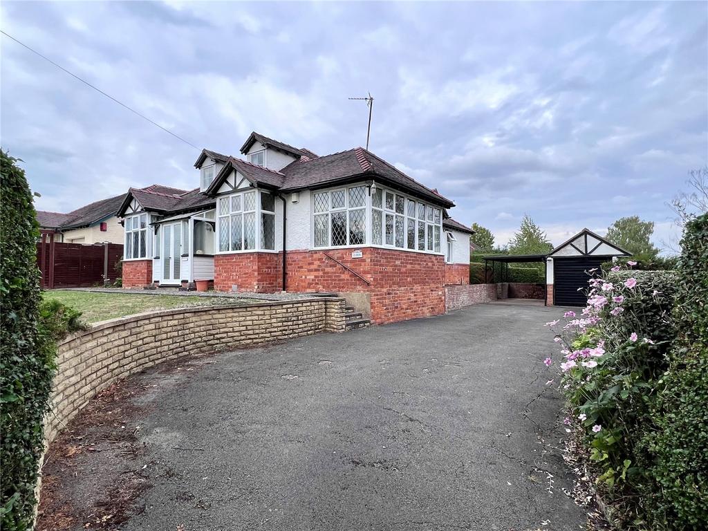 Green Lane, Churchdown, Gloucester, Gloucestershire, GL3 4 bed detached