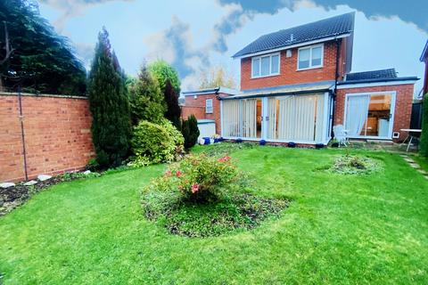 2 Amington Road, Shirley, Solihull, B90 2RF