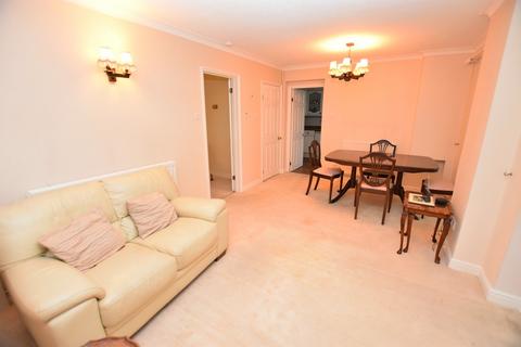 2 Amington Road, Shirley, Solihull, B90 2RF