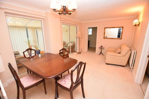 2 Amington Road, Shirley, Solihull, B90 2RF