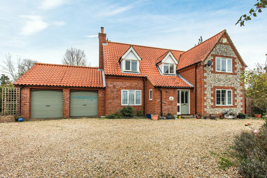 Colkirk 4 bed detached house for sale £539,000