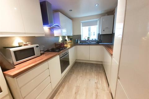2 bedroom flat to rent - Northenden Road, Sale, M33