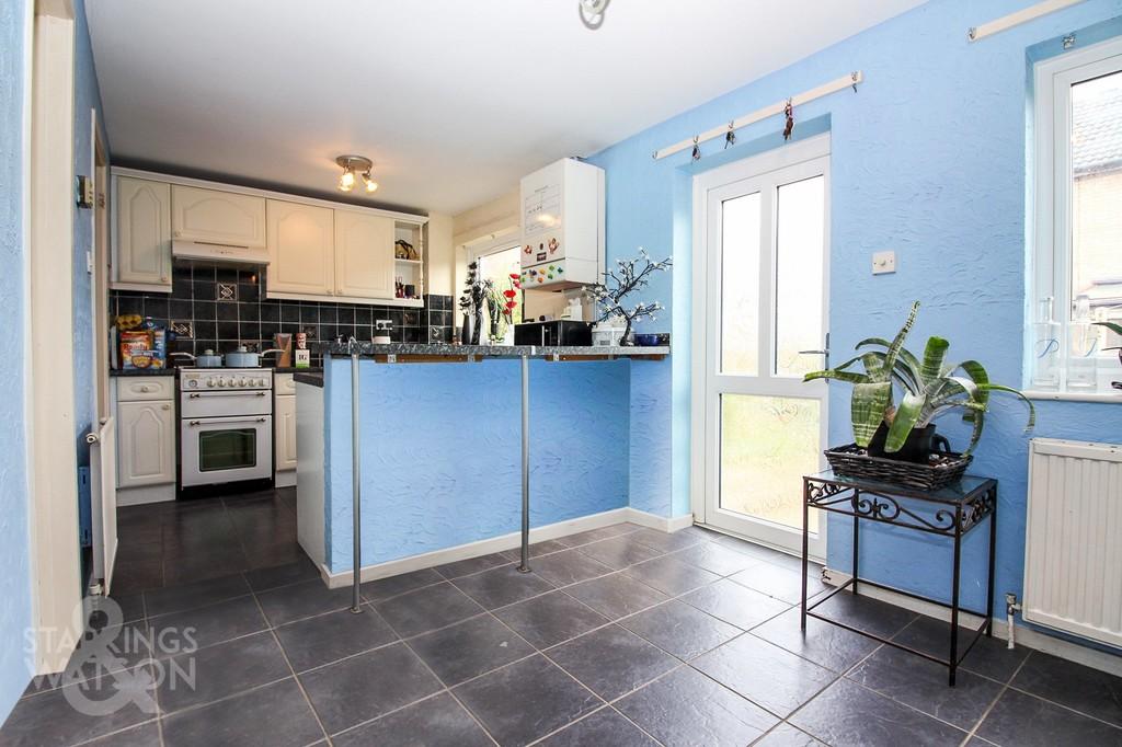 Tottington Close, Norwich 3 bed detached house for sale £290,000
