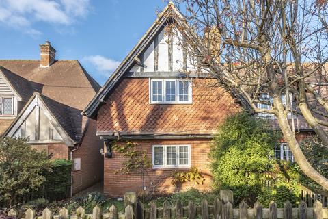 2 bedroom end of terrace house for sale - Andover Road, Winchester