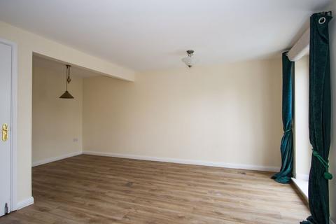 4 bedroom terraced house to rent, Cae Canol, Penarth