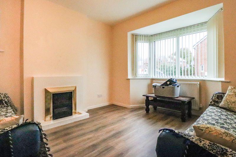 Wilkes Avenue, Bentley, Walsall 3 bed semidetached house £240,000
