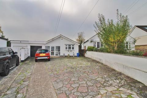 2 bedroom detached bungalow for sale - Top Dartford Road, Hextable