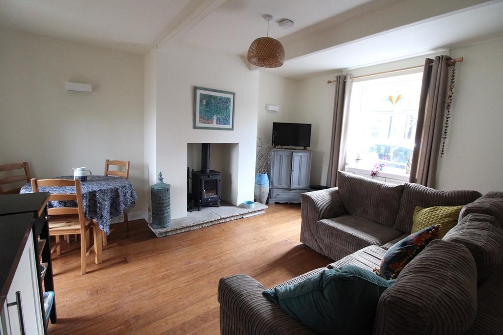 Sun Street, Haworth, Keighley, BD22 1 bed terraced house £139,995