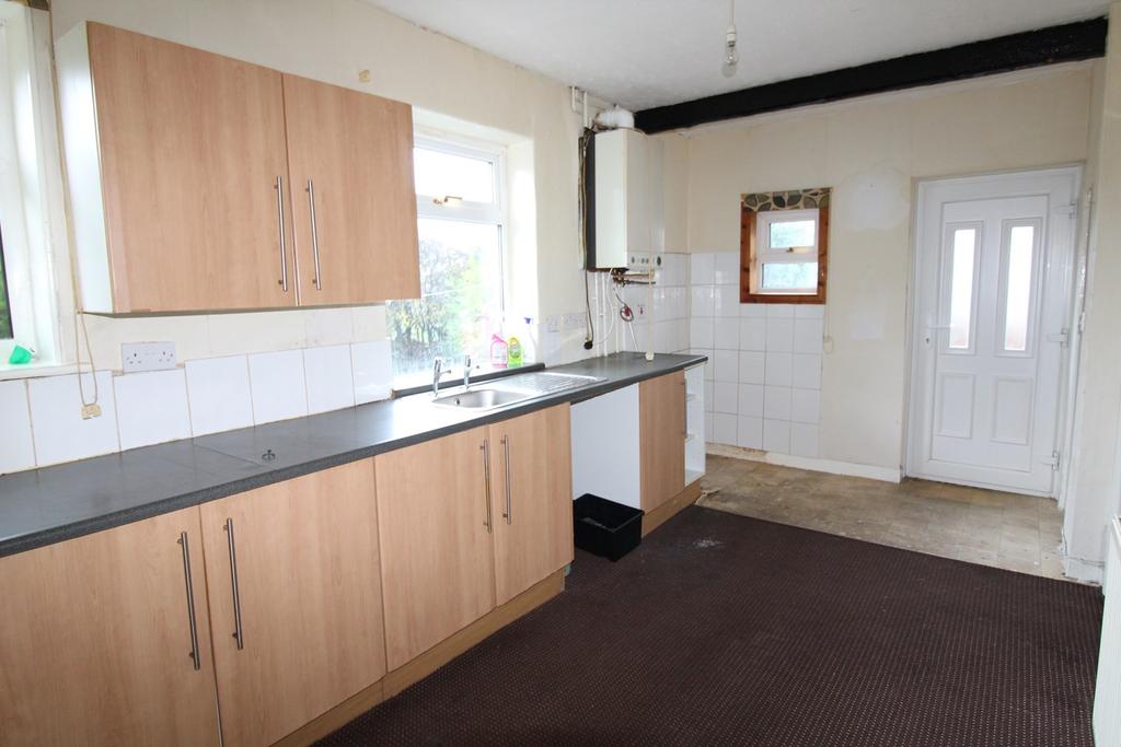 Highfield Road, Keighley, BD21 3 bed semidetached house £129,995