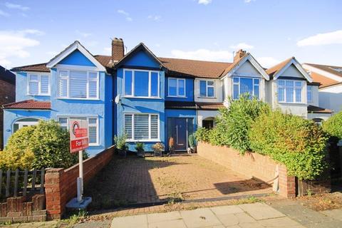 3 bedroom terraced house for sale, Barmouth Avenue, Greenford
