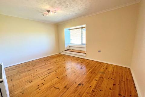 1 bedroom apartment to rent - Beechwood Way, Aylesbury
