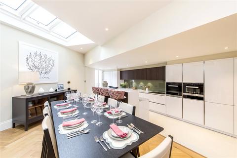 3 bedroom apartment for sale, Chesham Street, SW1X