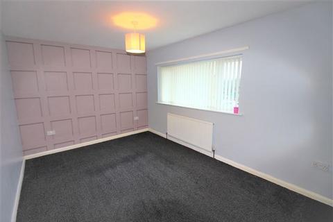 2 bedroom semi-detached house to rent, Waleswood View, Aston, Sheffield, S26 2DT