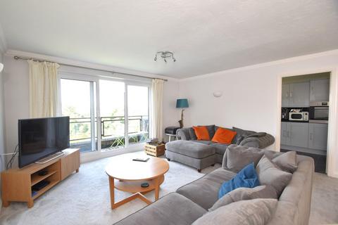 2 bedroom apartment for sale, Farington Acres, Weybridge, KT13