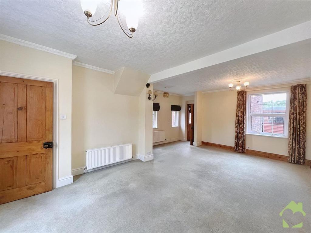Garstang Road, Bowgreave, Preston 2 bed semidetached house £850 pcm