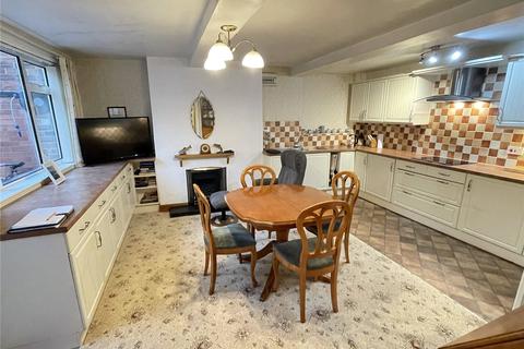 4 bedroom end of terrace house for sale - Cambrian Place, Llanidloes, Powys, SY18