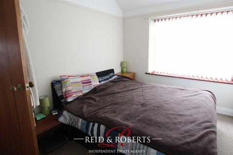 10 Albert Avenue, Flint, CH6 5EG