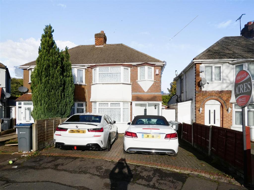 Teddington Grove, Perry Barr, Birmingham 3 bed semidetached house £
